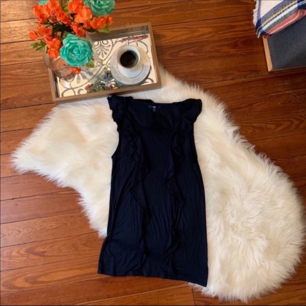 Gap navy blue ruffle sleeveless shirt small